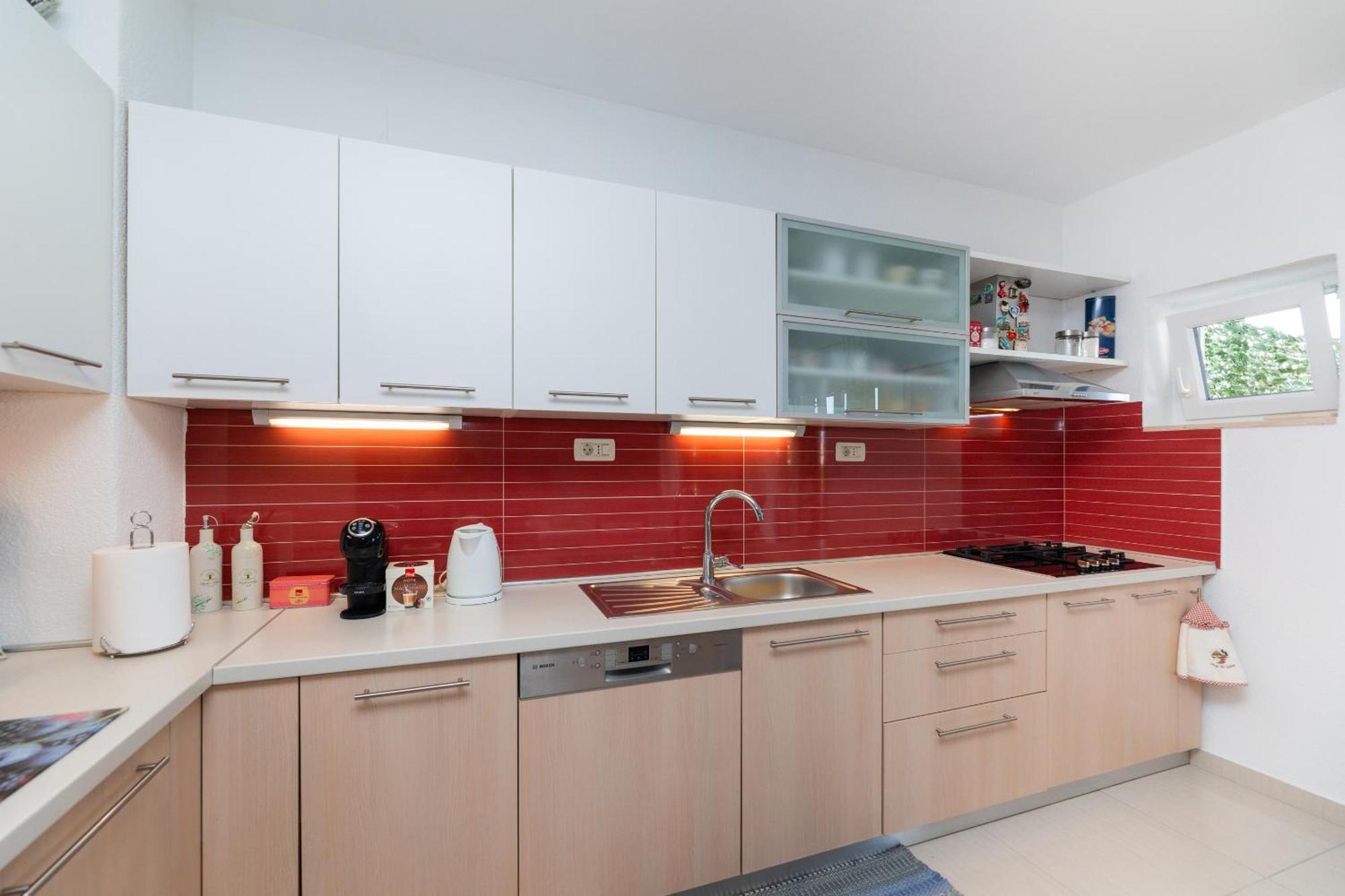 Apartments Martic ซูเปตาร์ ภายนอก รูปภาพ