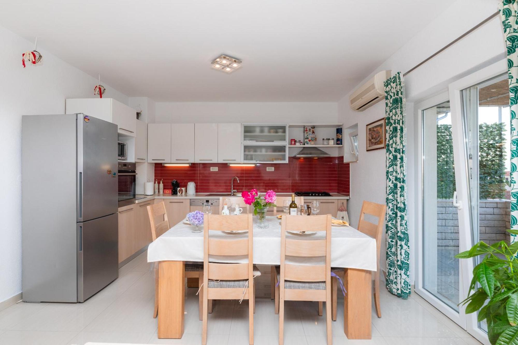 Apartments Martic ซูเปตาร์ ภายนอก รูปภาพ